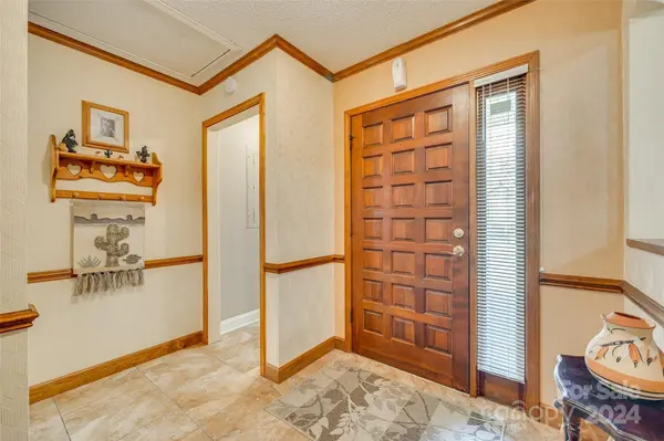 1725 Deer Run RD, Catawba, SC 29704