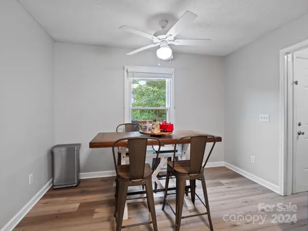 242 Cross RD Clover, SC 29710
