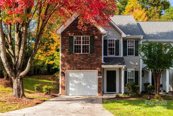 1248 Collegian TER, Winston Salem, NC 27106