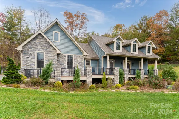 27 Forget Me Not MDWS, Fairview, NC 28730