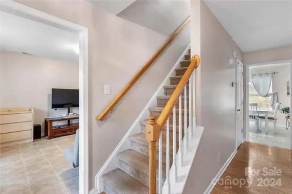 2242 Taras Trace DR, Statesville, NC 28625