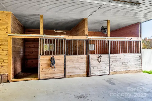 7110 Horse Haven LN, Gibsonville, NC 27249