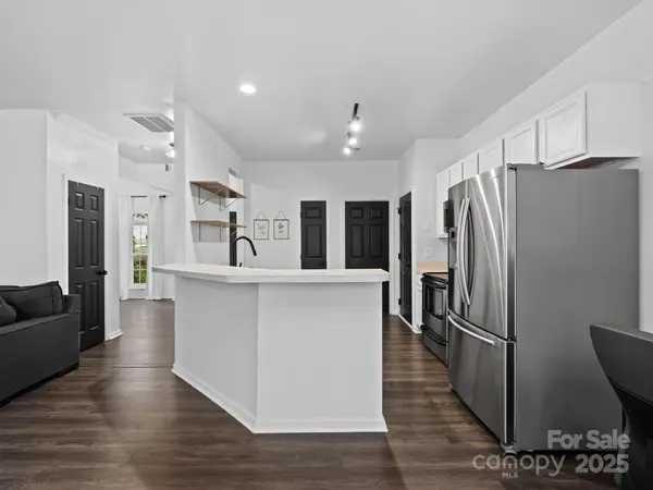 216 Devon Forest DR, Mooresville, NC 28115