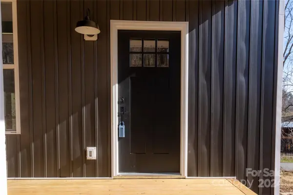 40 Scarlett Ridge DR, Marshall, NC 28753