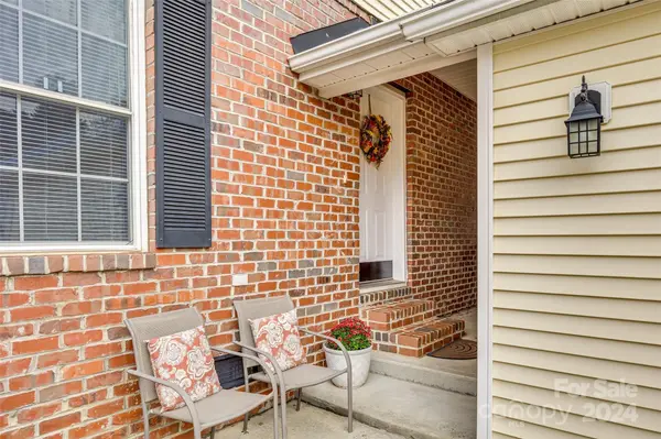 7010 Elm Hill CT, Charlotte, NC 28217