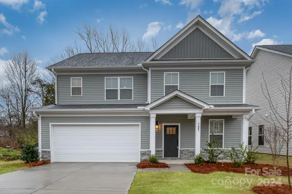 12748 Susanna DR, Charlotte, NC 28214