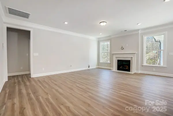 4021 Grace Pointe DR #104, Wesley Chapel, NC 28079