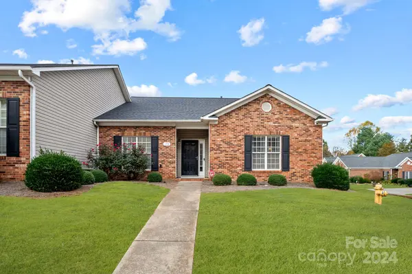 175 Stadium Oaks DR,  Clemmons,  NC 27012