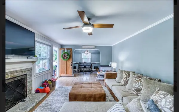 150 Cedar LN, Arden, NC 28704