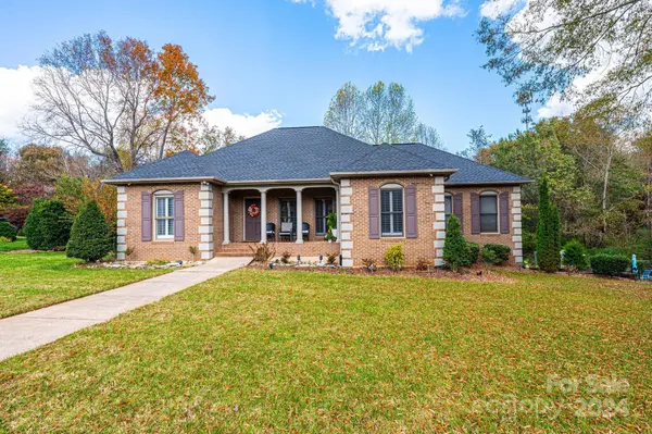 249 35th AVE NE, Hickory, NC 28601