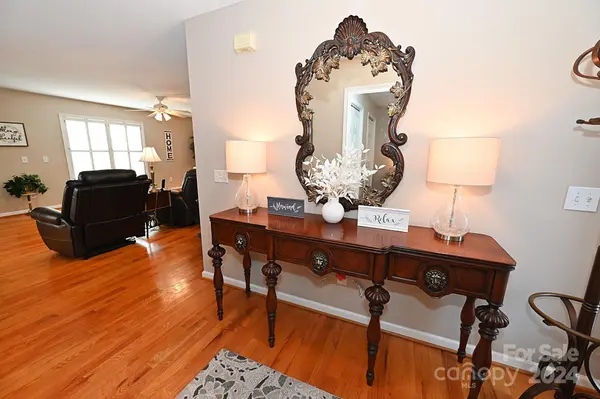 1284 Wexford Village CIR, Lenoir, NC 28645