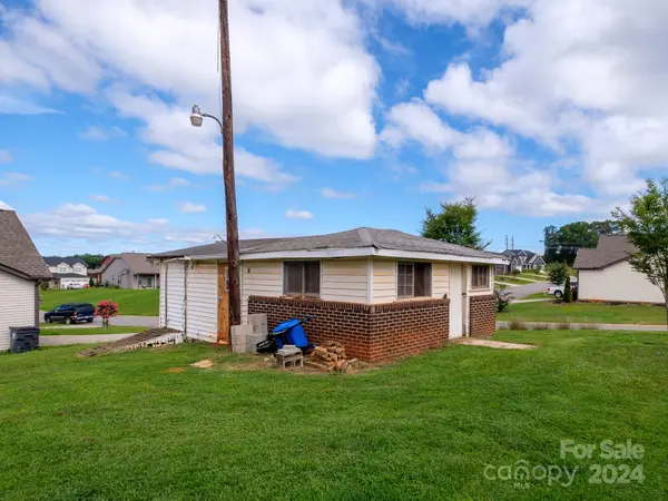 408 Pine Ridge RD, Duncan, SC 29334
