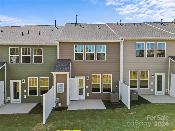 260 Tippin TRL, Travelers Rest, SC 29690
