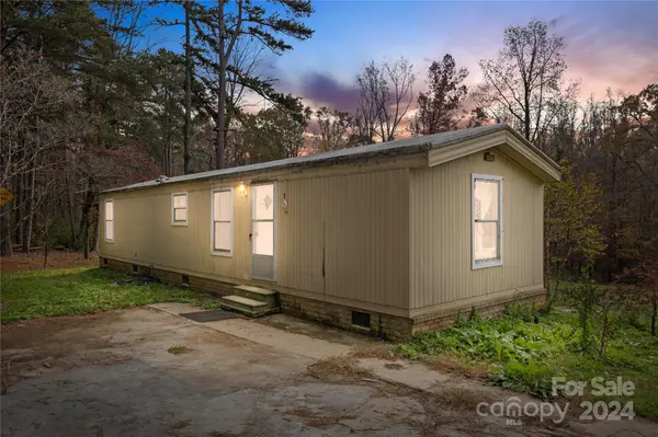 265 Carrie DR, Salisbury, NC 28147