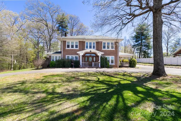 505 Liledoun RD, Taylorsville, NC 28681