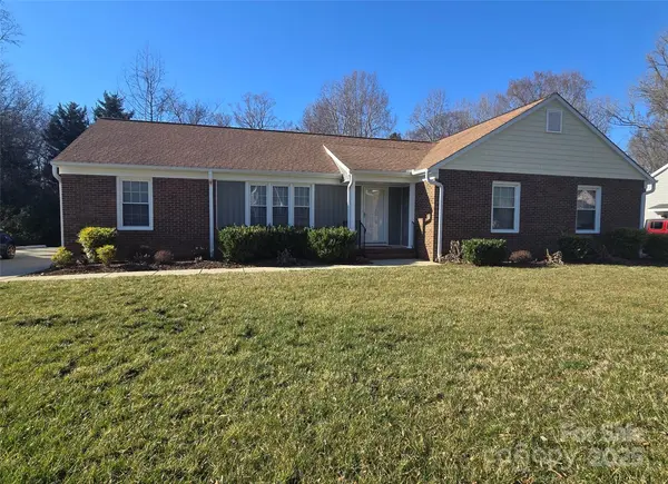 433 Pamela ST, Gastonia, NC 28054