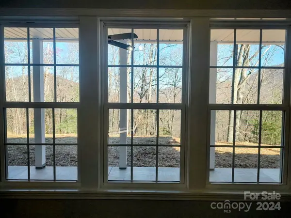 326 Woodhaven Estate #14, Sylva, NC 28779