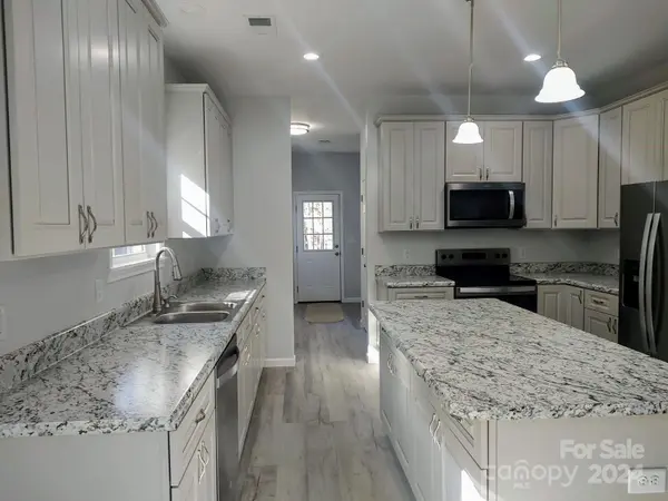 326 Woodhaven Estate #14, Sylva, NC 28779
