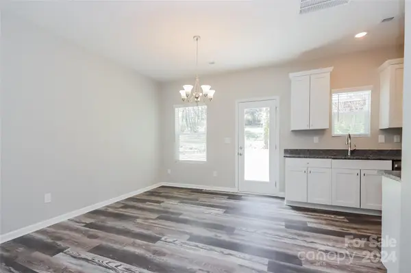 235 Long ST, Statesville, NC 28677