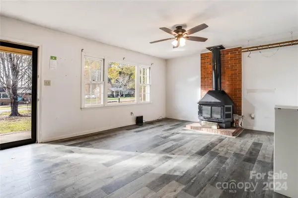 331 Costner DR, Bessemer City, NC 28016