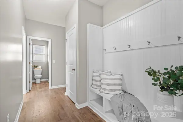 188 Water Ski DR, Statesville, NC 28677