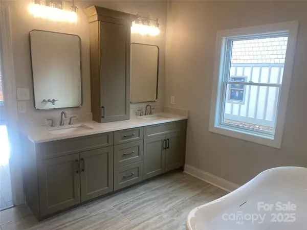 4033 Stadler DR NE #22, Conover, NC 28613