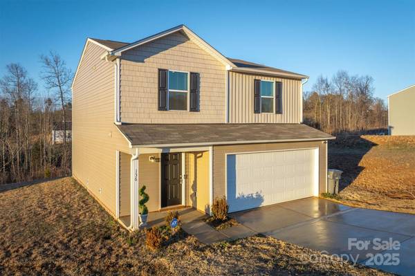 136 Jo Creek LN, Harmony, NC 28634