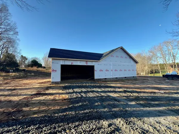 175 Lynnbrook LN, Taylorsville, NC 28681