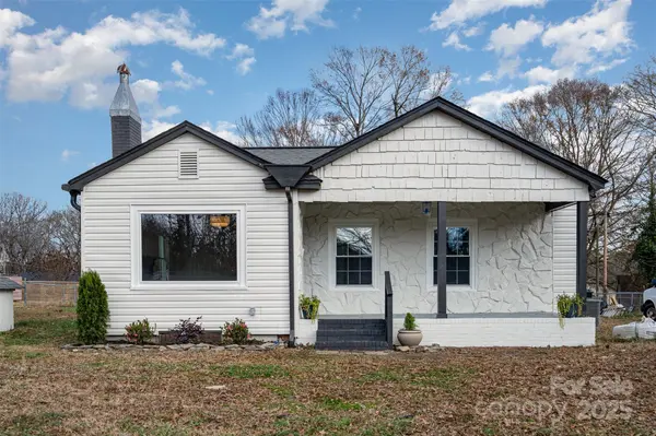 5204 Dellinger CIR, Cherryville, NC 28021