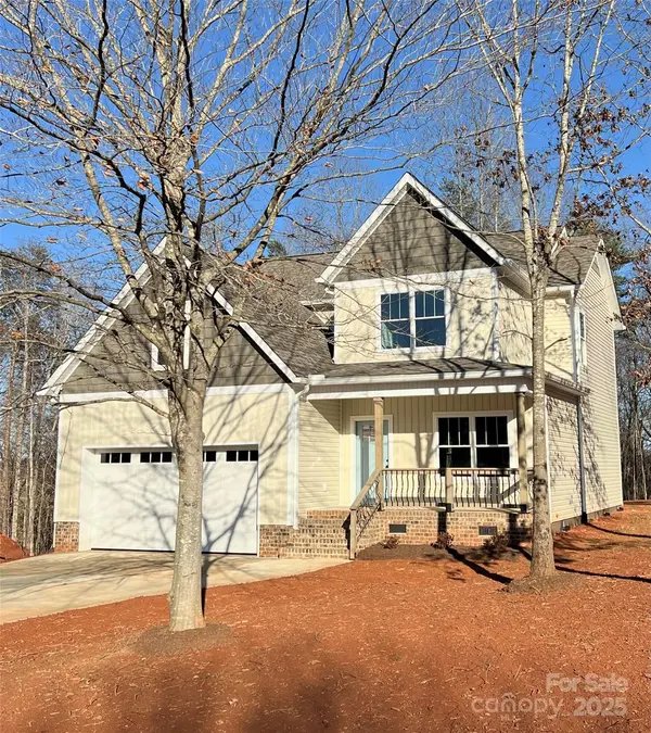 122 Arrowood LN,  Harmony,  NC 28634