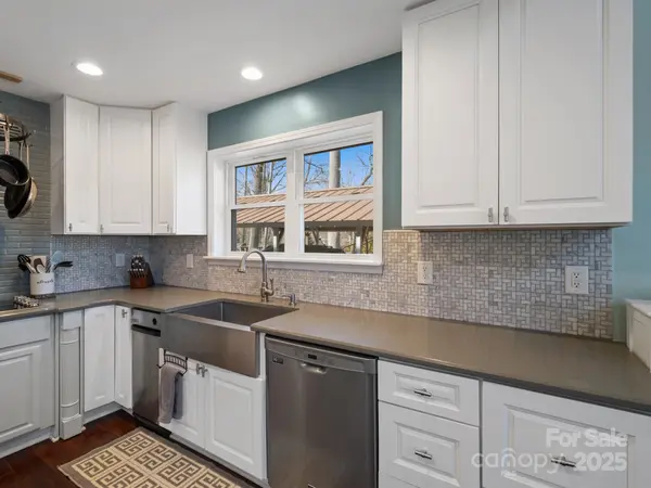 4465 Red Hill CIR Denver, NC 28037