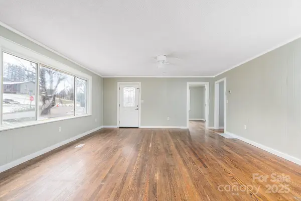 133 Ferguson ST, Canton, NC 28716