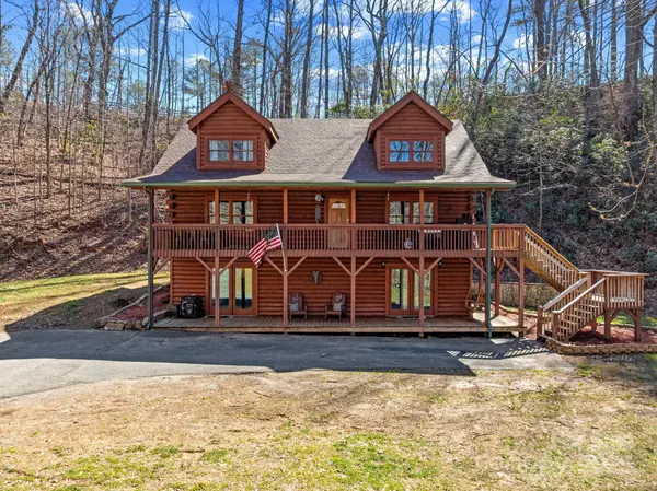 1390 Grants Mountain RD, Marion, NC 28752