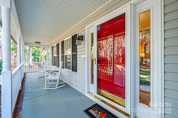 165 Pine Valley DR, Stanley, NC 28164
