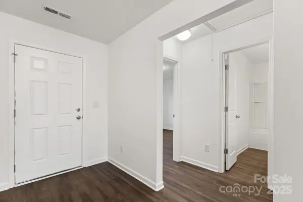 5021 Ashley Place DR, Bessemer City, NC 28016