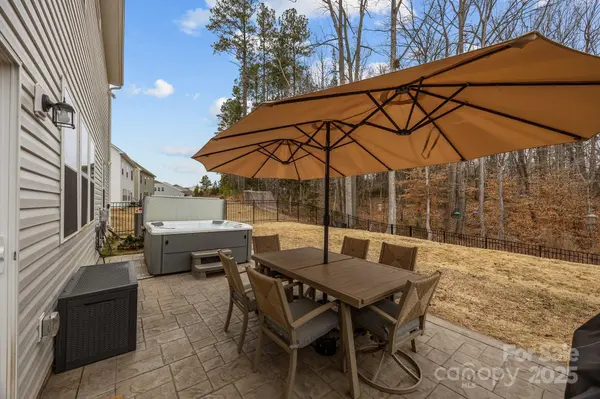 203 Abersham DR, Mooresville, NC 28115