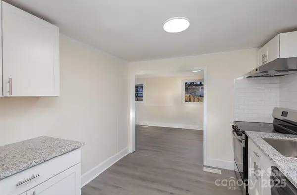 1464 Bradford Heights RD, Gastonia, NC 28054