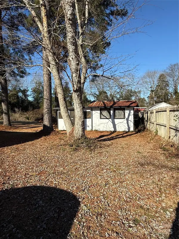 204 Dianne DR, Cheraw, SC 29520