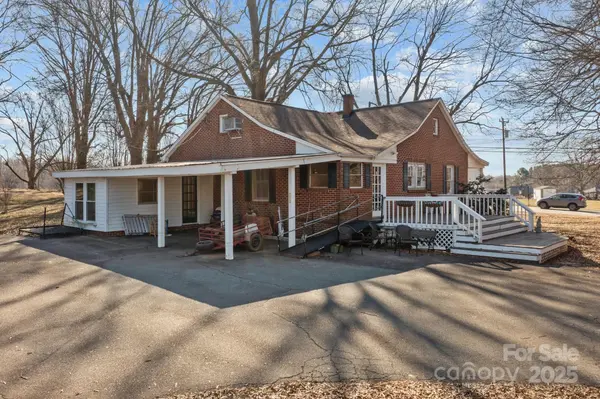 2614 S US 321 HWY, Newton, NC 28658