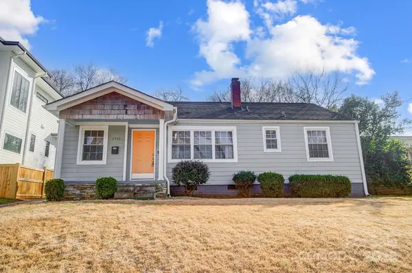 1715 Dunkirk DR, Charlotte, NC 28203
