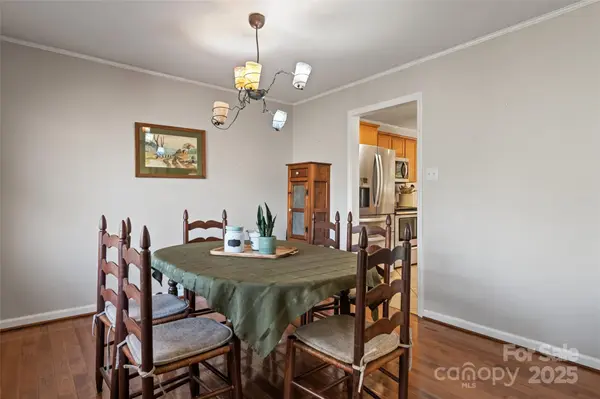 1031 University Heights RD, Cullowhee, NC 28723