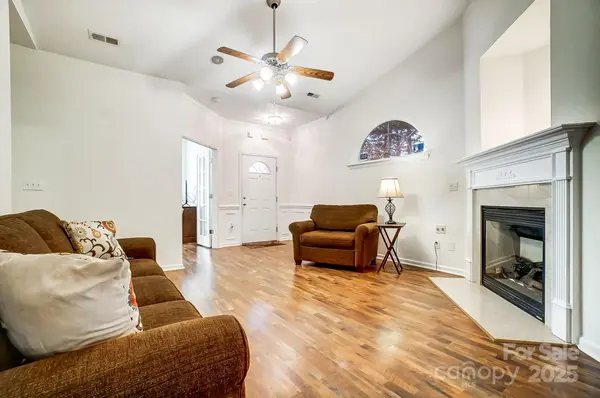 4918 Sunset Ridge CT Charlotte, NC 28269