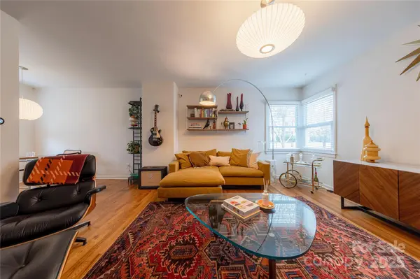 544 Wakefield DR, Charlotte, NC 28209