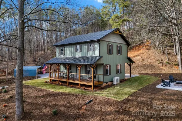59 Chariot DR, Marion, NC 28752