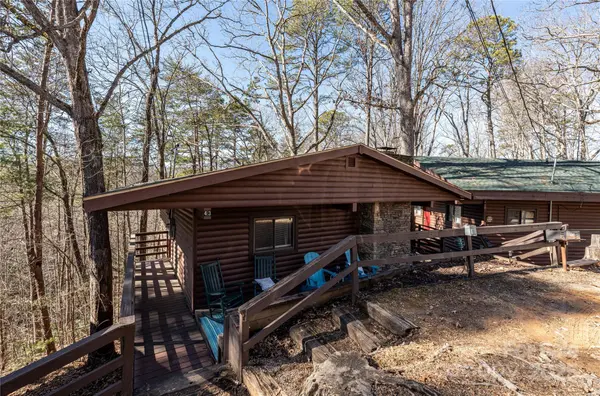 153 Blue Ridge Pkwy, Bryson City, NC 28713