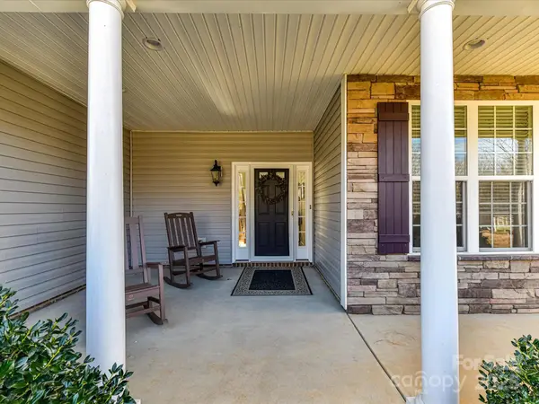 1097 Paddock CIR, Rockwell, NC 28138