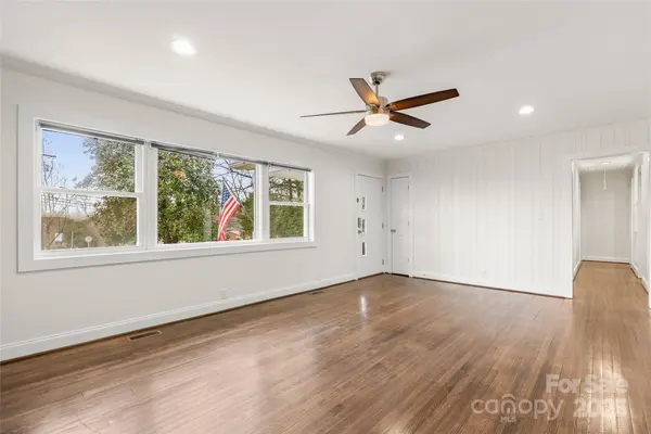 131 Thrift CIR Landrum, SC 29356