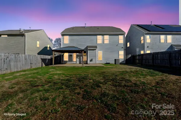 3726 Ernie DR, Charlotte, NC 28269