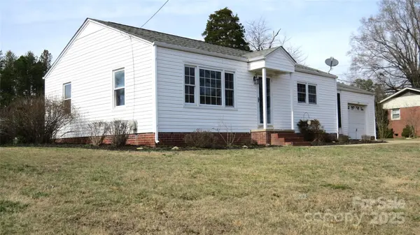 216 Park Ridge RD, Albemarle, NC 28001