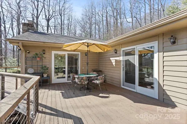 111 Continental DR, Flat Rock, NC 28731